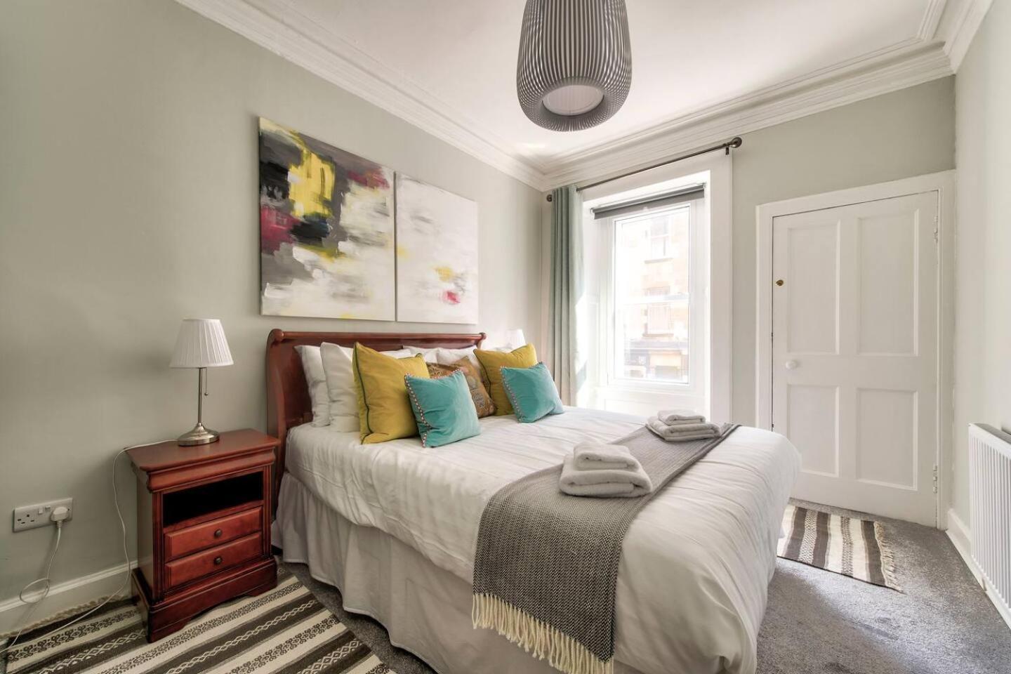 Guestready - Spacious And Beautiful 2Br Flat In Morningside 에든버러 외부 사진