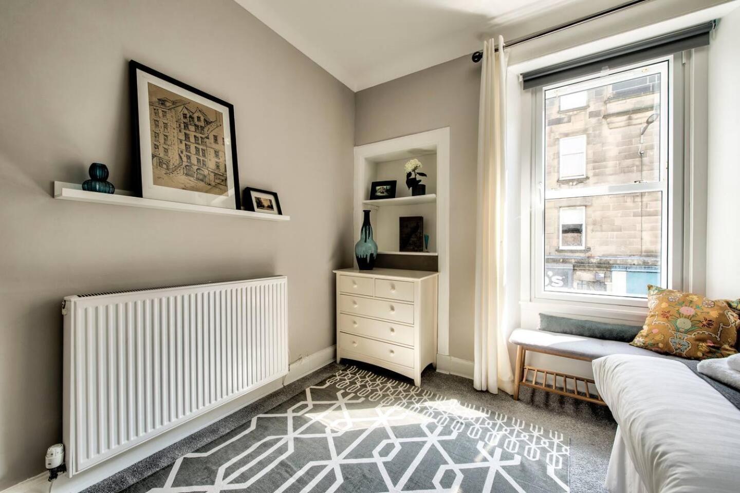 Guestready - Spacious And Beautiful 2Br Flat In Morningside 에든버러 외부 사진