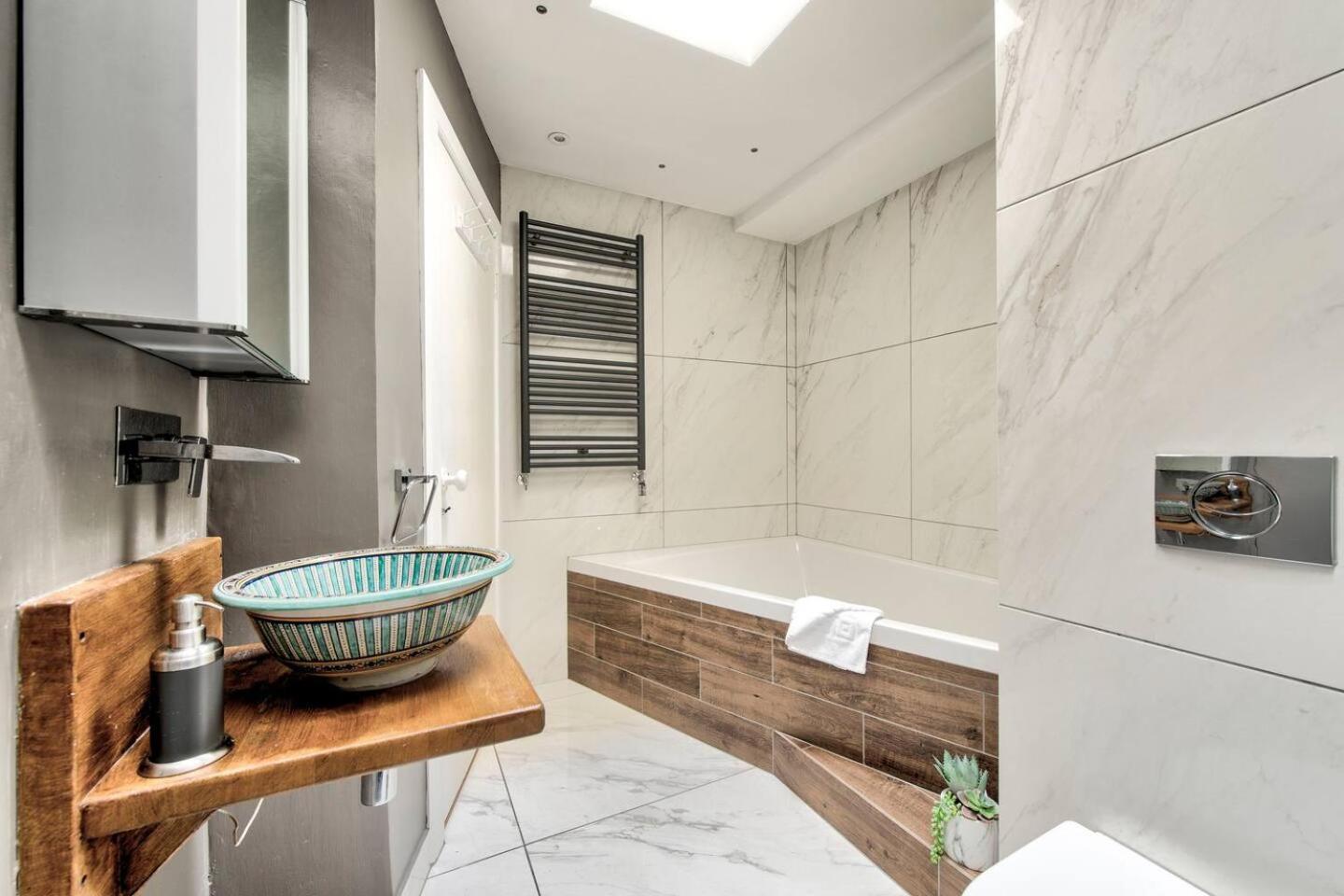 Guestready - Spacious And Beautiful 2Br Flat In Morningside 에든버러 외부 사진